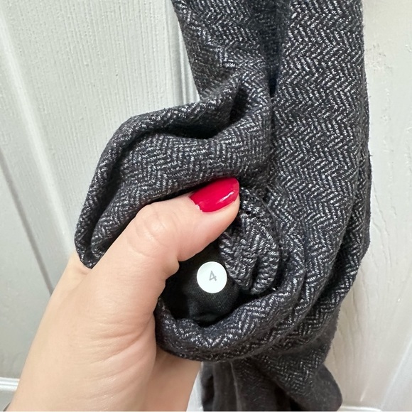 Lulu Wunderunder Herringbone Yoga Pants - Picture 4 of 4